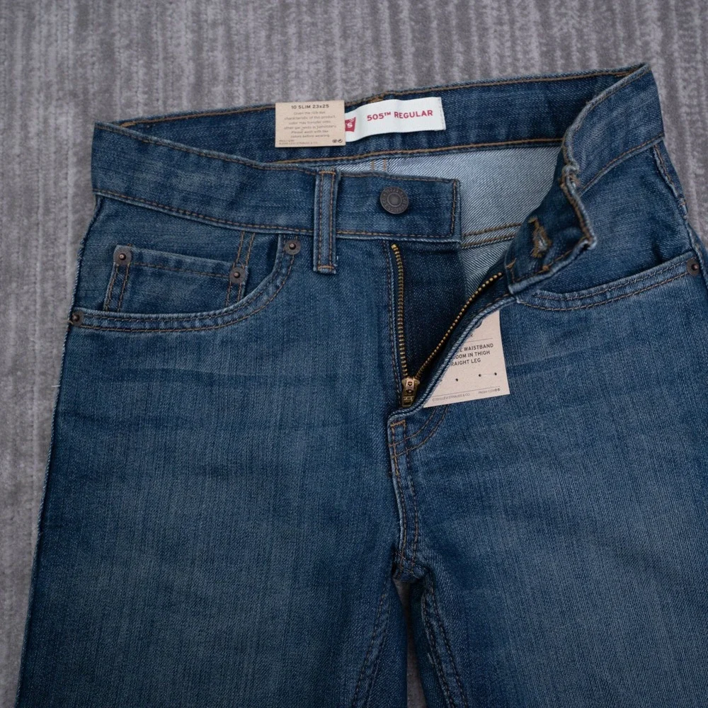 Levis 505 Regular Straight Leg Jeans Boy 10 Slim 23x25 Fit 26x26 Medium Wash NWT